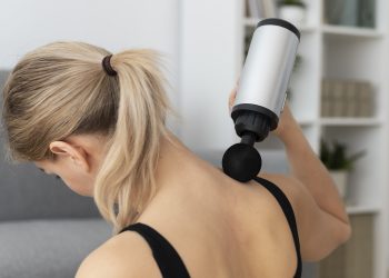 Miért érdemes otthoni masszírozót választani? Tudatos törődés a mindennapokban