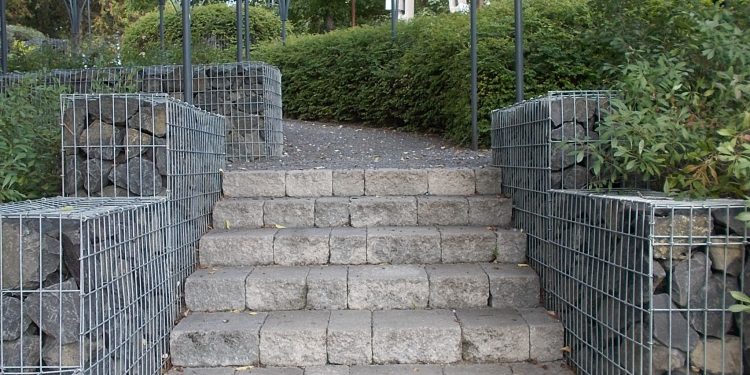 Amikor a kert nemcsak elhatárol, hanem karaktert is kap